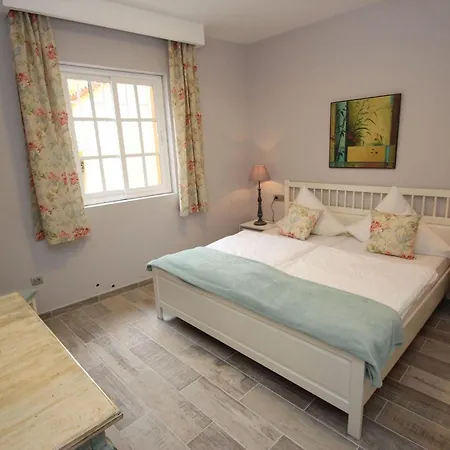 Herrenhaus In Chio By Interhome Nyaraló Guía de Isora