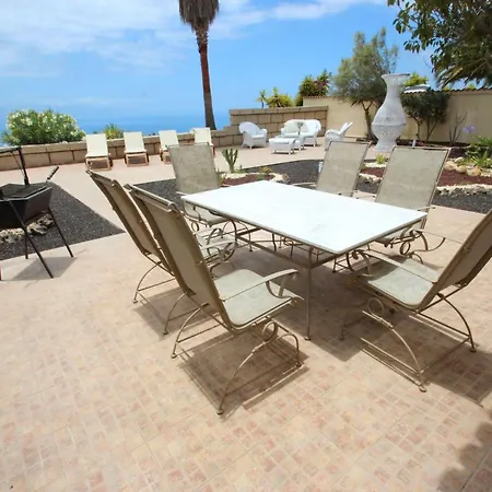 Herrenhaus In Chio By Interhome