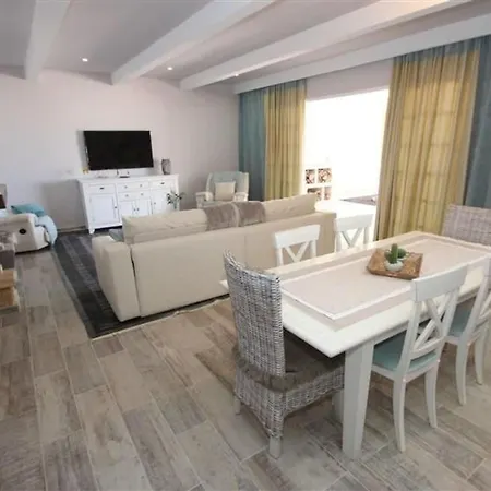 Nyaraló Herrenhaus In Chio By Interhome Guía de Isora