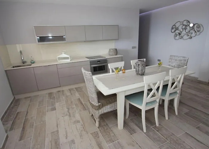 Herrenhaus In Chio By Interhome